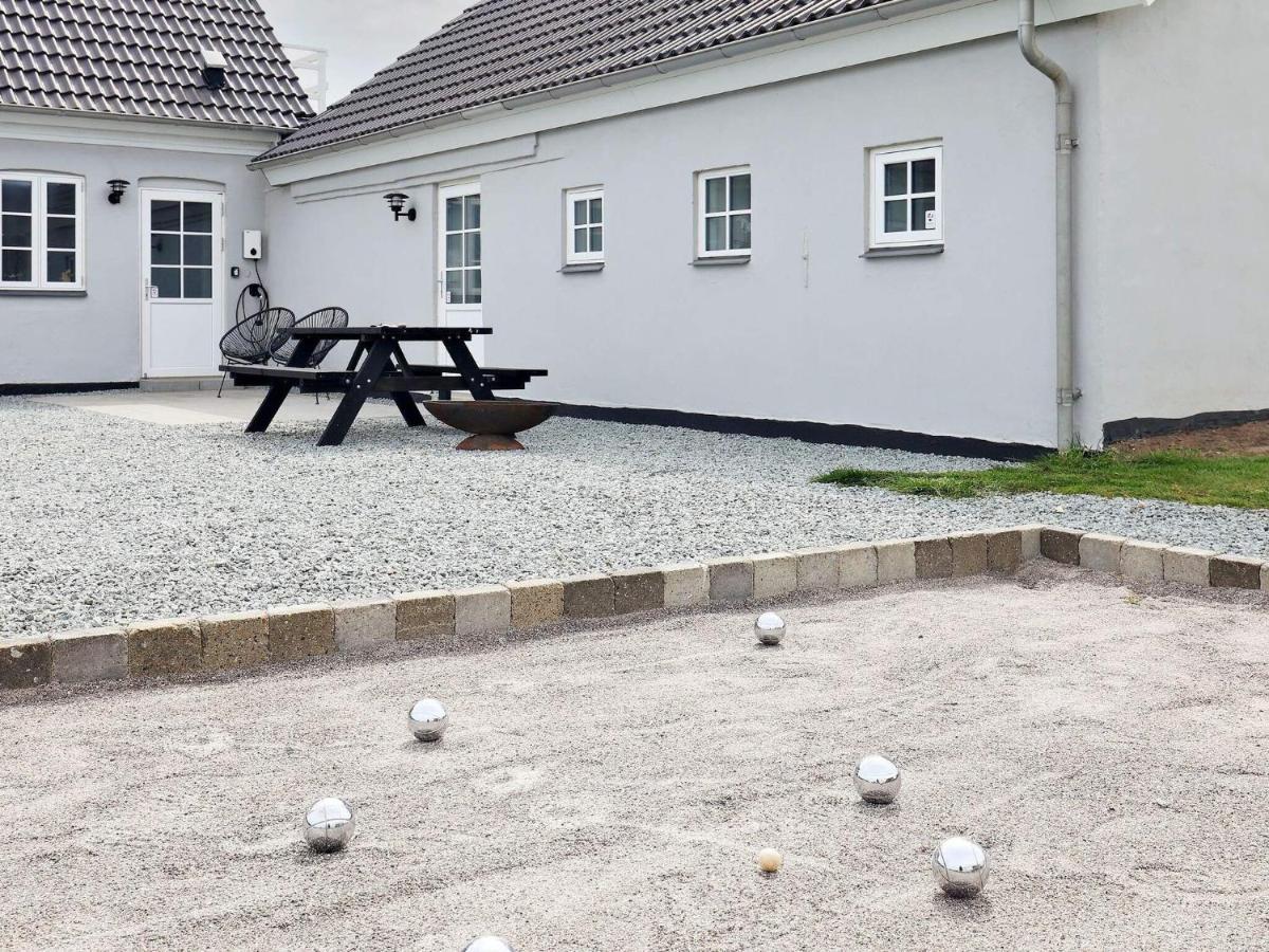 14 Person Holiday Home In L Kken Lokken Exterior photo